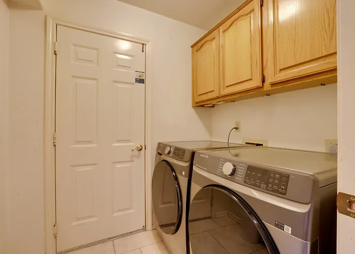 Holiday home On Golf Course W/ Private Pool In Phoenix! Phoenix